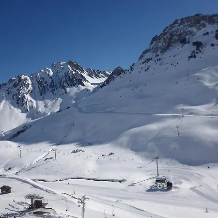 6 Pers – Balcon Sud – Pied Des Pistes – - Fr-1-404-121